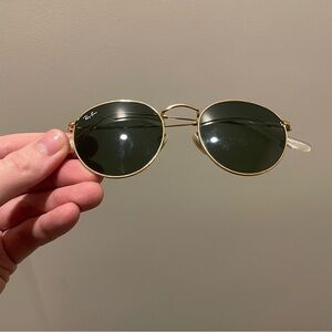 Ray-Ban Classic Gold Sunglasses